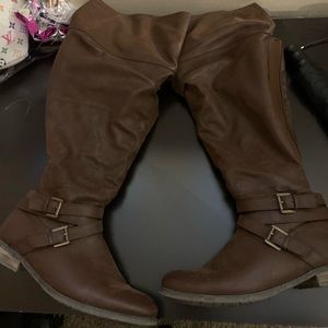 TORRID SIZE 12 BROWN WW WINTER SUEDE BOOT
